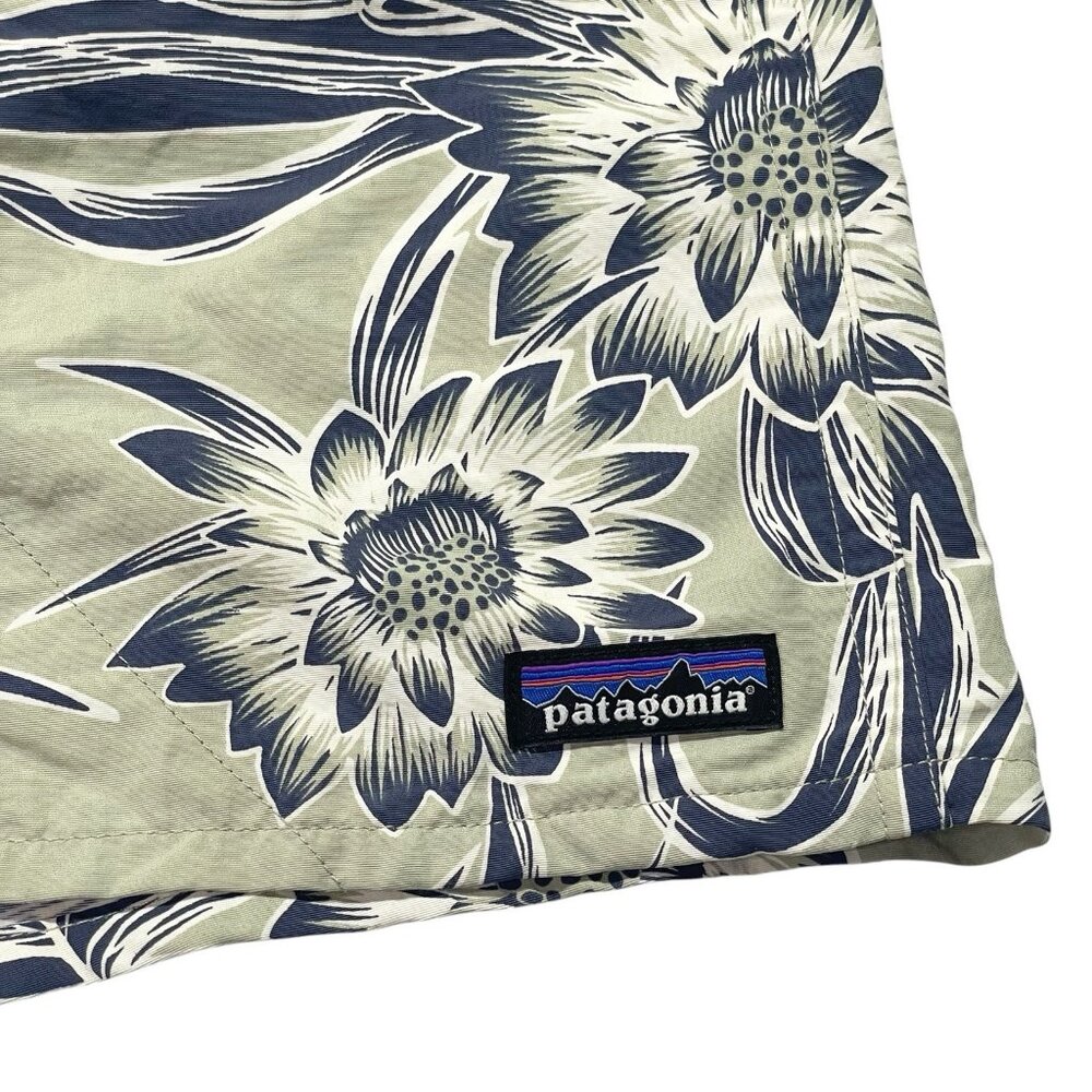 Patagonia Baggies 4” Mesh Lined Green Floral Shorts Size XS Swim Trunks Outdoor - Picture 2 of 9